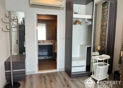 2-BR Condo at Centric Sathorn-St. Louis near BTS Surasak