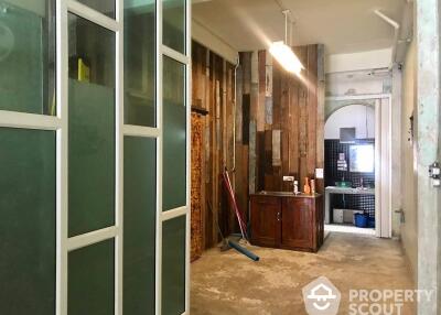 5-BR Townhouse near BTS Chong Nonsi