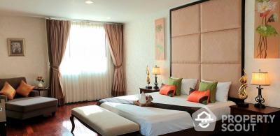 4-BR Apt. near BTS Phrom Phong