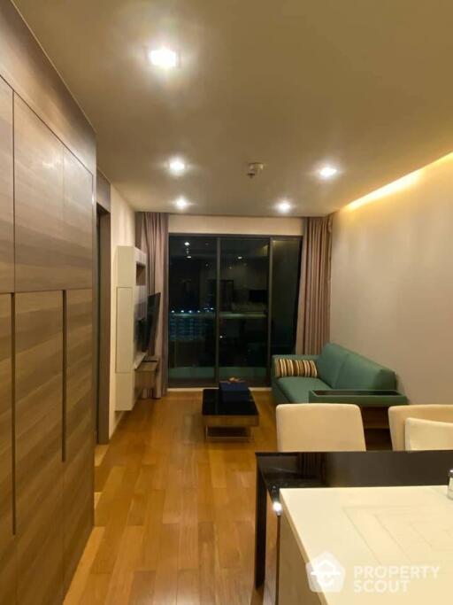 1-BR Condo at The Address Sathorn near BTS Chong Nonsi