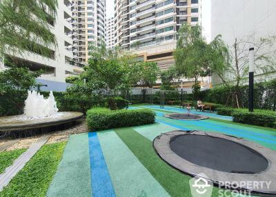 2-BR Serviced Apt. near BTS Phrom Phong