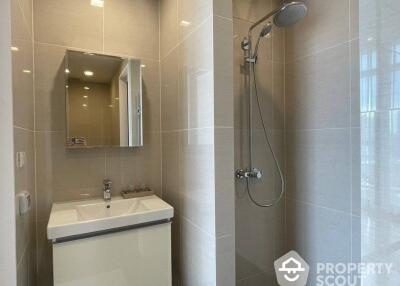 2-BR Serviced Apt. near BTS Phrom Phong