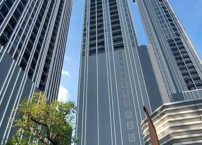 1-BR Condo at Hampton Thonglor 10 near BTS Thong Lor