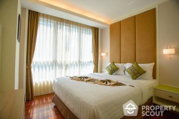 2-BR Serviced Apt. near BTS Phrom Phong