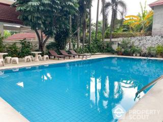 2-BR Apt. near MRT Queen Sirikit National Convention Centre