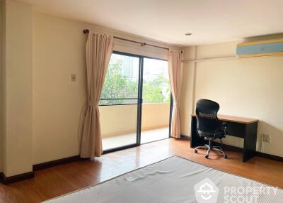 2-BR Apt. near MRT Queen Sirikit National Convention Centre