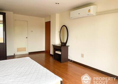 2-BR Apt. near MRT Queen Sirikit National Convention Centre