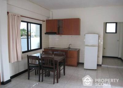 2-BR Apt. near MRT Queen Sirikit National Convention Centre (ID 399908)