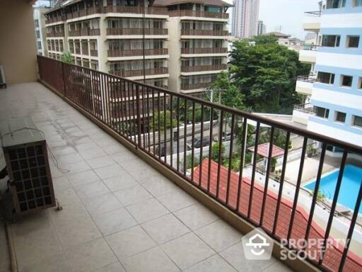 2-BR Apt. near MRT Queen Sirikit National Convention Centre (ID 399908)