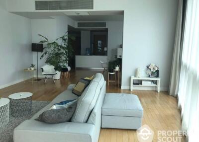 3-BR Condo at Millennium Residence @ Sukhumvit Condominium near BTS Phrom Phong