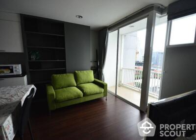 1-BR Condo at D 65 Condominium near BTS Ekkamai