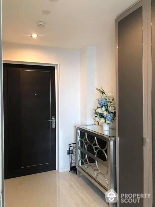 1-BR Condo at The Bangkok Sathorn near BTS Surasak (ID 389709)