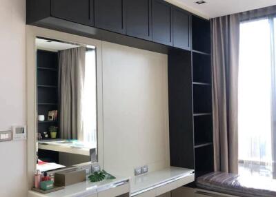 1-BR Condo at The Bangkok Sathorn near BTS Surasak (ID 389709)