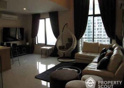 2-BR Condo at Villa Asoke near MRT Phetchaburi