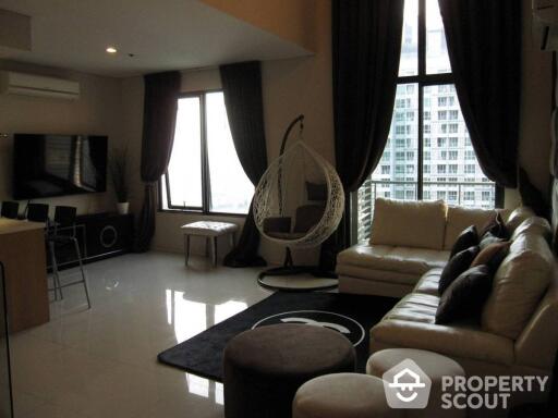 2-BR Condo at Villa Asoke near MRT Phetchaburi