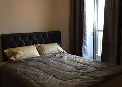 1-BR Condo at Rhythm Sukhumvit 44/1 near BTS Phra Khanong