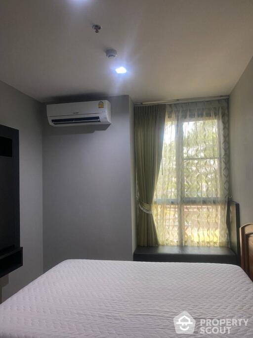 1-BR Condo at Rhythm Sukhumvit 44/1 near BTS Phra Khanong