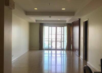 2-BR Condo at Nusasiri Grand Condominium near BTS Ekkamai