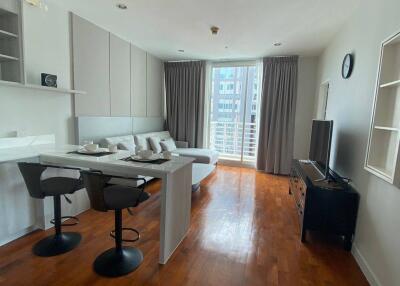 1-BR Condo at Siri Residence Sukhumvit near BTS Phrom Phong