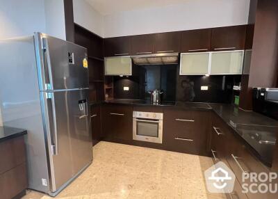 4-BR Apt. near BTS Phloen Chit