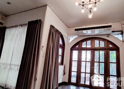 5-BR Townhouse near ARL Ramkhamhaeng