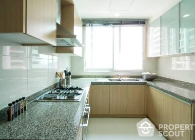 3-BR Apt. near MRT Queen Sirikit National Convention Centre (ID 511403)