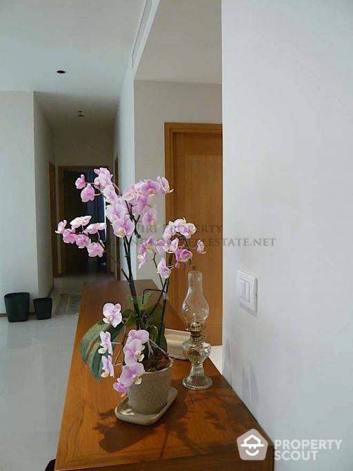 2-BR Condo at The Emporio Place near BTS Phrom Phong (ID 509772)