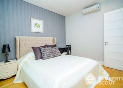 3-BR Condo at Aguston Sukhumvit 22 near MRT Queen Sirikit National Convention Centre