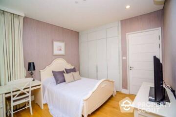 3-BR Condo at Aguston Sukhumvit 22 near MRT Queen Sirikit National Convention Centre