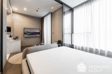 Studio Condo at The Esse At Singha Complex near MRT Phetchaburi