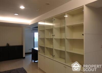 3-BR Condo at Royal Castle Sukhumvit near BTS Phrom Phong