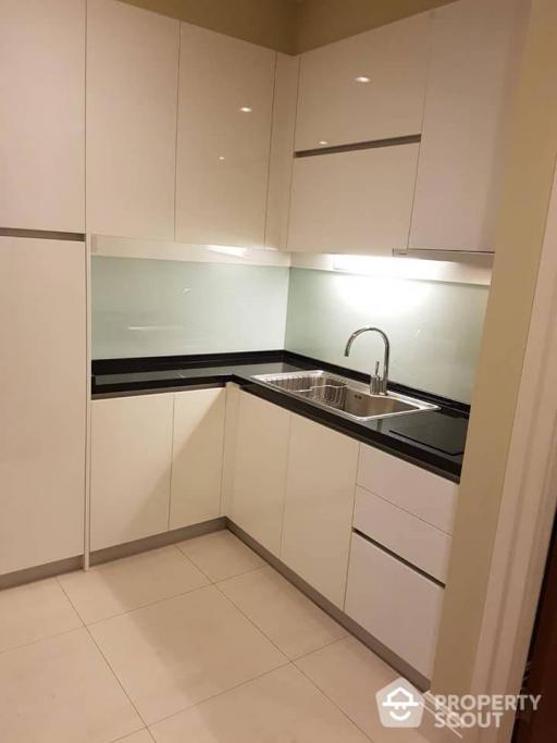 1-BR Condo at Bright Sukhumvit 24 Condominium near MRT Queen Sirikit National Convention Centre (ID 408531)