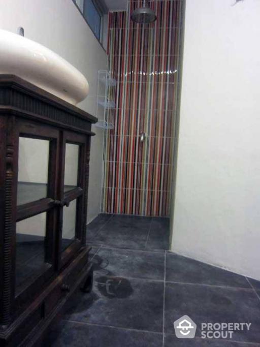 2-BR Condo at Thonglor Tower Condominium near BTS Thong Lor (ID 510398)