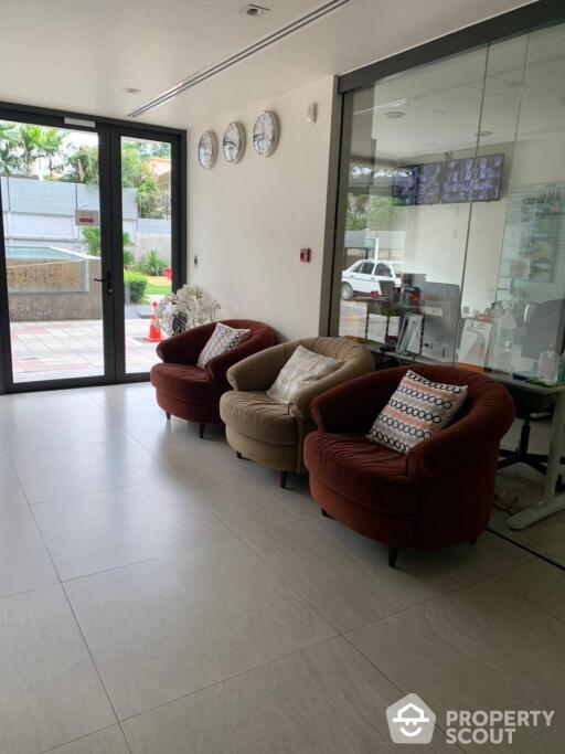 2-BR Apt. near ARL Ramkhamhaeng (ID 407963)