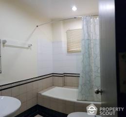 2-BR Apt. near BTS Thong Lor (ID 418270)