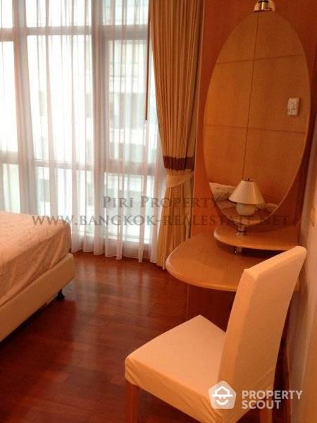 3-BR Condo at Grand Langsuan Condominium near BTS Ratchadamri (ID 512959)