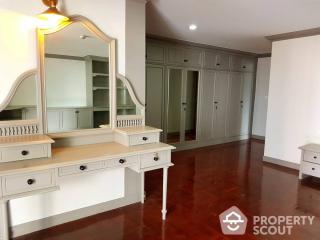 3-BR Condo at Windsor Tower Condominium near BTS Asok (ID 511391)