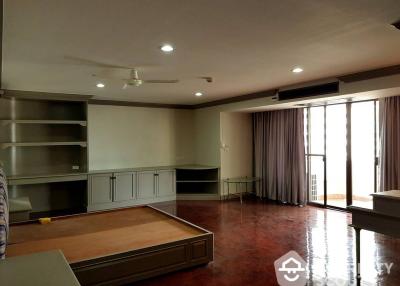 3-BR Condo at Windsor Tower Condominium near BTS Asok (ID 511391)