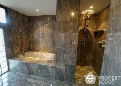 3-BR Apt. near BTS Phrom Phong (ID 392881)