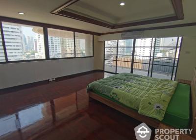 3-BR Apt. near BTS Nana (ID 513087)