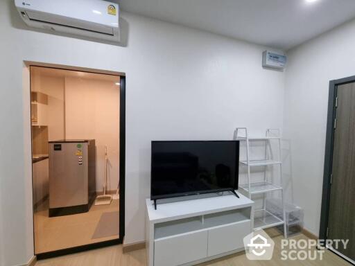 1-BR Condo at Supalai Loft Prajadhipok-Wongwian Yai near BTS Wongwian Yai