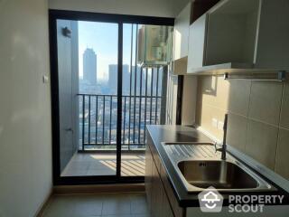 1-BR Condo at Supalai Loft Prajadhipok-Wongwian Yai near BTS Wongwian Yai