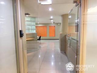 Commercial for Rent in Khlong Tan