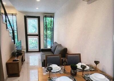 1-BR Duplex at Ideo Mobi Sukhumvit 81 near BTS On Nut