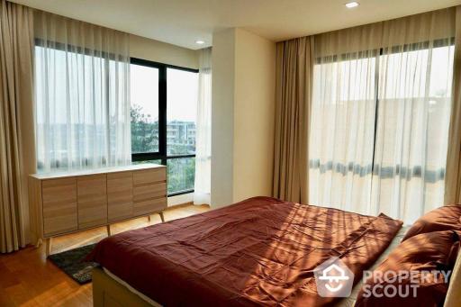 3-BR Condo at Mieler Sukhumvit 40 near BTS Ekkamai (ID 390872)