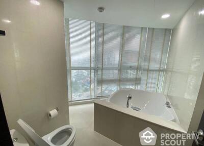 2-BR Condo at Sky Walk Residences near BTS Phra Khanong (ID 516386)