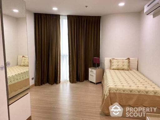 2-BR Condo at Sky Walk Residences near BTS Phra Khanong (ID 516386)