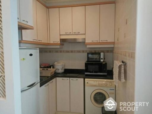 1-BR Condo at President Place near BTS Chit Lom (ID 516403)