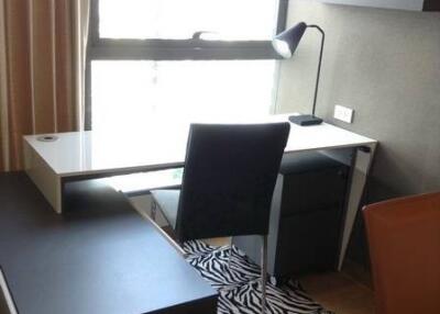 2-BR Condo at The Lumpini 24 near BTS Phrom Phong