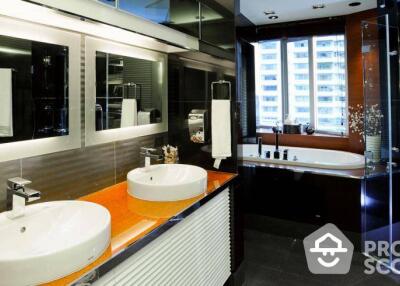 3-BR Condo at The Master Centrium Asoke-Sukhumvit near MRT Sukhumvit (ID 509980)